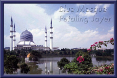 Sanddancers on Holiday, Blue Mosque, Petaling Jaya, Malaysia